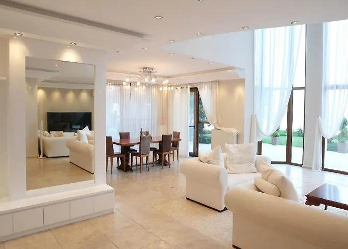 Villa Royal Luxury By Aktis Kriopigi