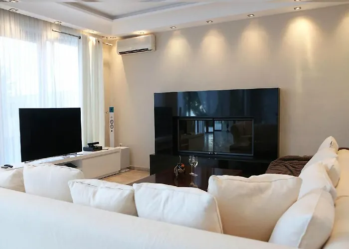 Royal Luxury By Aktis