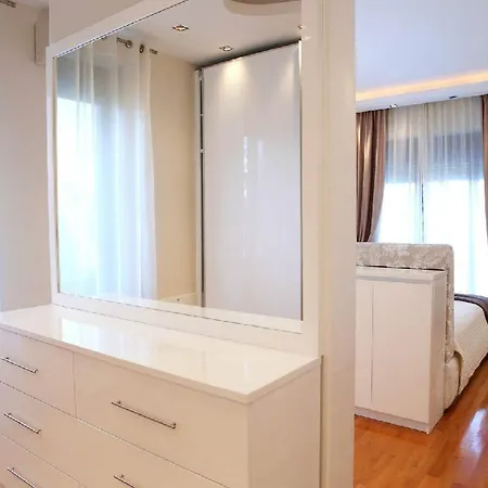 Royal Luxury By Aktis *